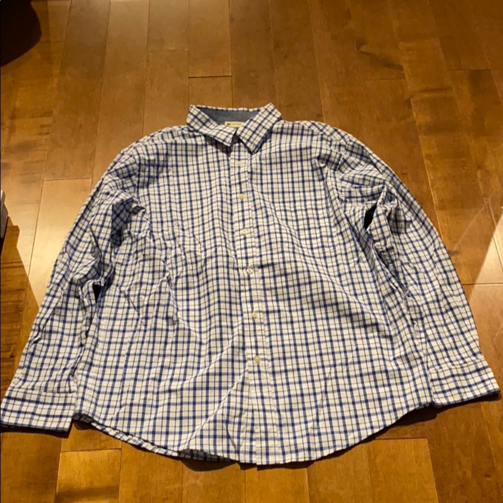 🥳 Haggar Button Down